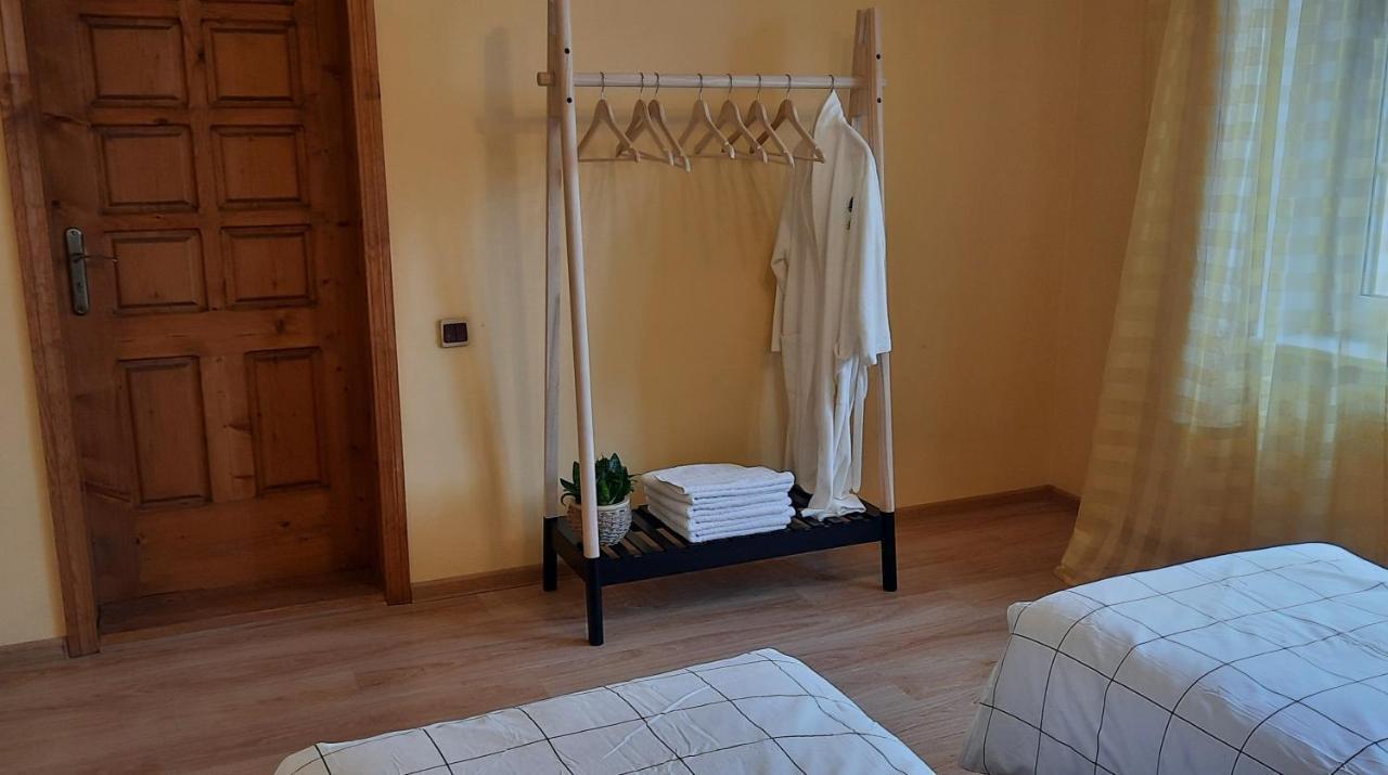 Seimos Bustas Homestay Σιαουλιάι Εξωτερικό φωτογραφία